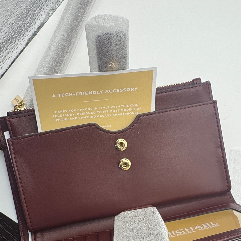 NWT Michael Kors Maroon Jet Set Double Wristlet – Stunning! 🍷✨ - Picture 5 of 5
